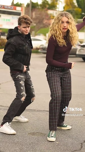 @Indi Star 💫 Christmas Eve Eve vibes!