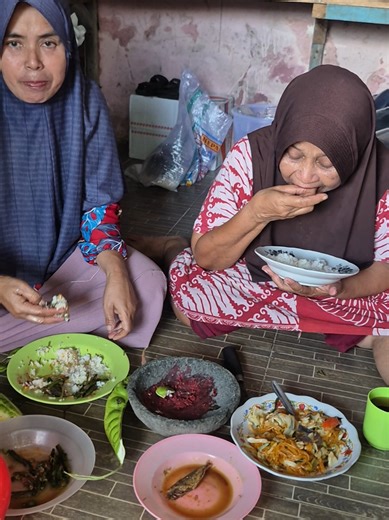 warung mak oyah (@warungmakoyah_)’s videos with suara asli - warung mak oyah