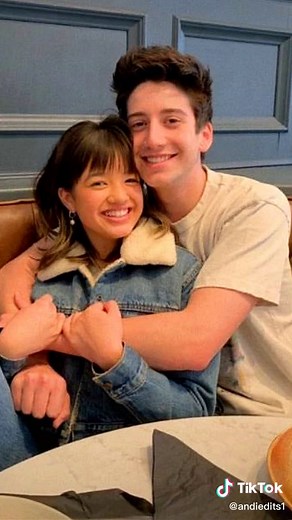 Milo Manheim y Peyton List: Relación Actual en Andi Mack