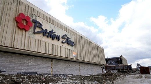 Brookfield Boston Store comes to an end with demolition to make way for new project