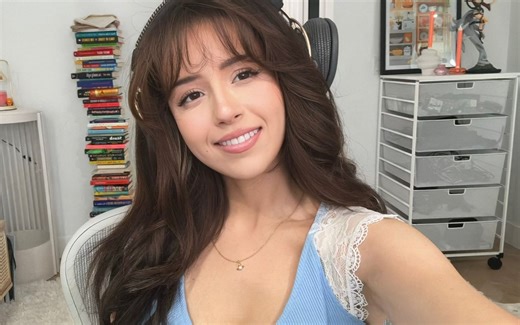 "Twitter is definitely the worst of them" - Netizens react as Pokimane opens up about her relationship with social media