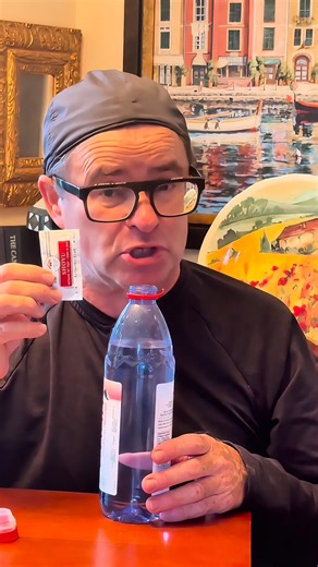 1M views learn this secret bar trick. #SecretReveal #magic #exposed #facebooklifestyle | Paul R