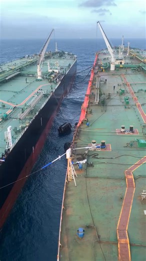 27K views · 260 reactions | The two giants of the sea are conducting ship-to-ship bunkering operations. ⛴️ #ship #cargo #operations #bunkering | Seaman Worldwide | Facebook