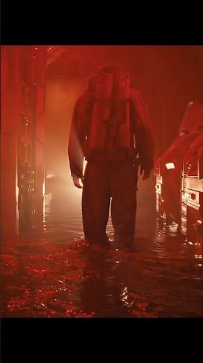 🦠 "Facehugger Attack" – A Dangerous Encounter in the Lab! ⚡😱