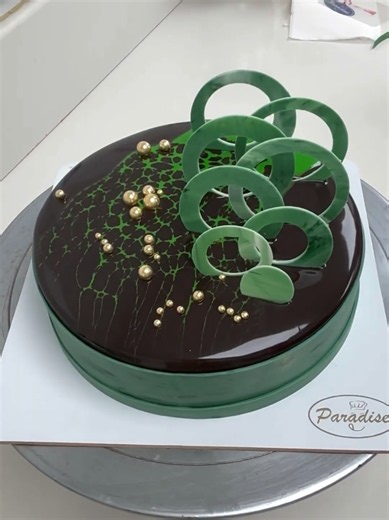 Delicious Chocolate Mirror Glaze Cake Decorating Ideas