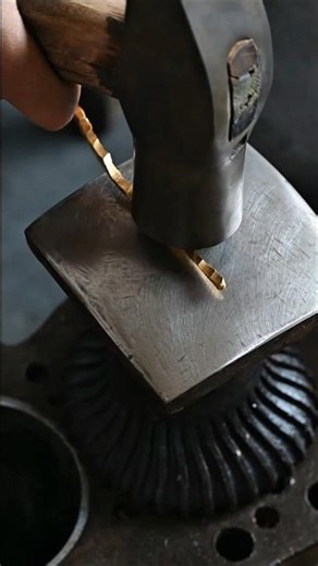 Satisfying Gold Forging & Cutting Process 👍 #gold #satisfying #shorts