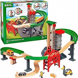 Brio 33887 סט מחסן העמסה ופריקה עם מסלול, דמויות ומכוניות (32 חלקים) רק ב₪229! | ZUZU DEALS - זוזו דילס