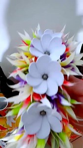 Customer ordered white flowers to make a pale/ei katu very beautiful. Thank you @jnrrepeta for your order. 🥰🌺🌺 | Tau Kau Viti