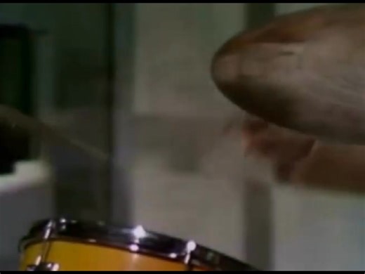 Bee Gees – First Of May....🎉 Enjoy the full Music Video now: https://disco.dohimusic96.com/bee-gees-first-of-may/?utm_source=facebook&utm_medium=trreel&utm_campaign=greatestvintagemelodies | Greatest Vintage Melodies