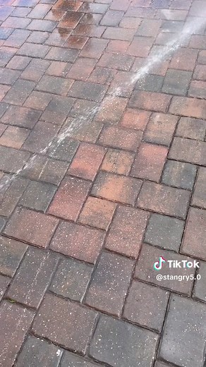 Acid Washed Driveway: Powerful Cleaning for a Spotless Result