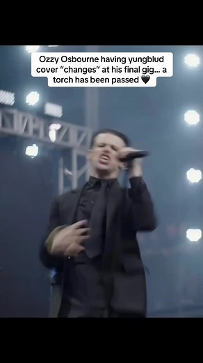 speechless at @yungblud’s performance at black sabbath’s final gig… and the youngest one there 😭😭 #yungblud #yungbludarmy #blackheartsclub #ozzyosbourne #blacksabbath #rock | Yungblud Army