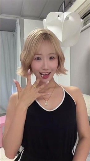 女の子のすっぴん初めて見て可愛いとか言ってるけど大体みんなすっぴん風メイクしてるから！すっぴん風メイク