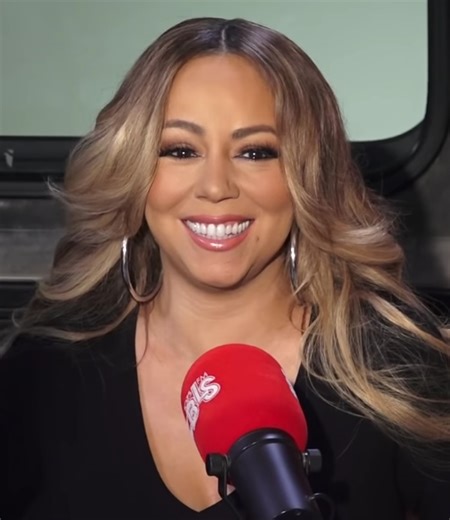 Some Notable Music History in November: Michael Jackson As The King Of Pop, Eminem's '8 Mile' & More