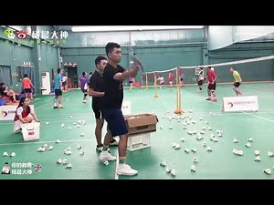 杨晨大神训练笔记2期 双打防守基本套路 Basic defence in doubles of badminton 明确中间的球到底由谁来接？Who will cover the middle?