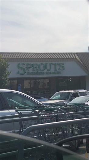 Sprouts Skincare Haul! Come and grab some sunscreen and skincare essentials at Sprouts for some extra protection from the sun #grocerylover #groceryvibes #happyhealthyliving #secretsofsprouts