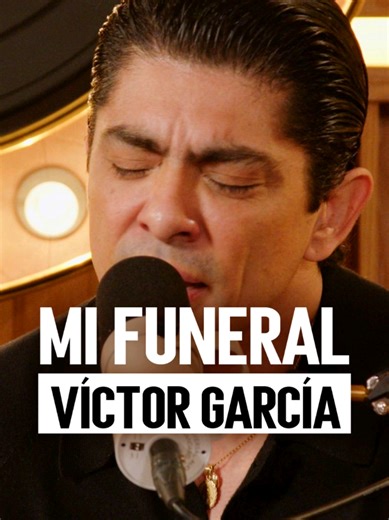 Victor Garcia canta 'Mi Funeral' en SongBook