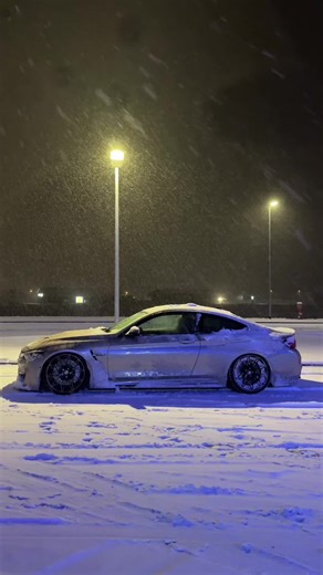 Driving the BMW M4 in Snow Mode: Performance Insights