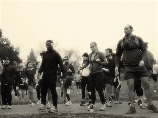 Run Free on Instagram: "A glimpse of the Max The Run event. Huge thank you to @brooksrunning @brooksgurusf and @runrevcampbell for continuing to pour into the running community. Shoutout to all the South Bay run crews! Something special is happening here! 🎥: @ajs.lil.flickies #brooks #runningcommunity"