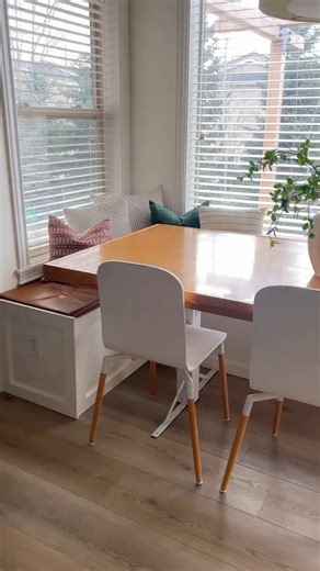 Transformer Table on Instagram: "Massive transformation! Watch how @buildwith_em recreated her dining space while creating more room for more people🫶"