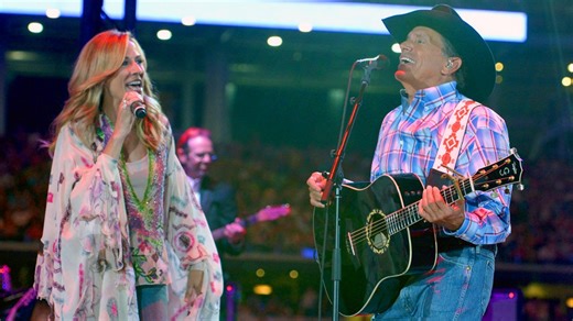 "George Strait and Sheryl Crow Deliver an Emotional Performance of 'When Did You Stop Loving Me'"