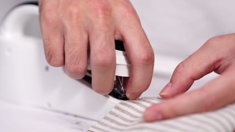 Vintage Gift Luminous Decoration Mini Clock for Car and Motorcycle, Retro Style Dashboard Clock with Adhesive Sticker & Vent Clip, Easy-Read Analog Watch for Auto, Bike, Sewing Machine (Black*3)