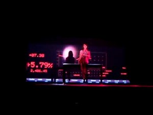 lisa's performance in The Crazy Horse Cabaret Paris رقص ليسا في كباريه الحصان الجامح في فرنسا باريس