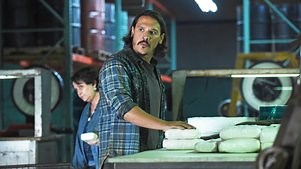 Snowfall: Season 3 Episode 4 The Game That Moves as You Play