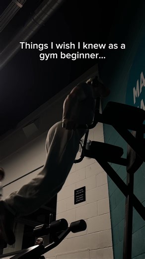 YOU should train each muscle 2–3 times per week because muscle protein synthesis only stays elevated for about 24–48 hours after training, more frequent stimulation = more total growth. Plus repetition with progressive overload increases gains faster. Repetition should be included with everything you do from doing the same exercises 2-3 times a week to eating the same meals over and over again Follow @mrmckenzie.20 for fitness tips & workouts #fitness #workouts #bodybuilding #fitnesstips