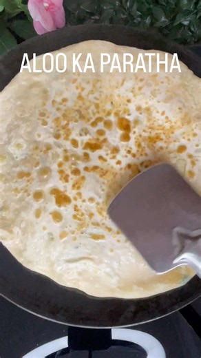ALOO PARATHA RECIPE/HOW TO MAKE ALOO KA PARATHA/QUICK AND EASY ALOO PARATHA