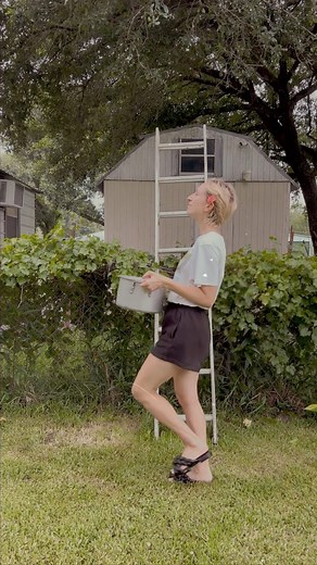 In the French country side picking grapes - aka my parents house in Cajun Country picking muscadines. #timeandspace #summer #pickinggrapes | Jenee Naquin