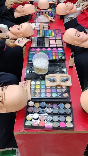 Makeup Application Techniques Workshop for Beginners