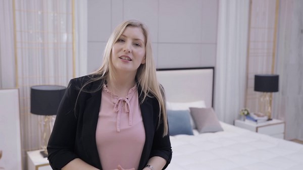 Extra Thick Fitted Mattress Topper - Queen Size | Soft & Cooling Pillow Top Mattress Pad & Protector | Bed Topper for Back Pain, Straps Stretch 6" to 22" Deep