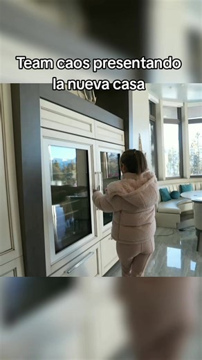 Tour de la Nueva Casa del Team Caos