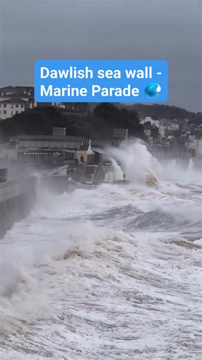 🚆🌊 DAWLISH SEA WALL – MARINE PARADE 🚆🌊 I've already posted two videos of the southern end of the Dawlish sea wall during Storm Ingrid. Here's another video, which I took from the footbridge next to Kennaway Tunnel at around 9am on Saturday. As well as showing the giant waves around Marine Parade, the viaduct and the railway station, this one pans across the bay towards Langstone Rock and Dawlish Warren. At around this time, water was flooding the line around the station. Beyond the station, 