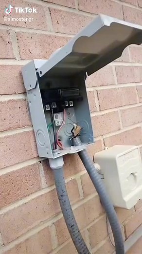 World Of Electricians est 2014 Original | Romex in conduit etc ? Comment below ! @the_angry_sparky - - Tag us “ Worlds Famous Fuckery Friday “ - - - - - - Follow us... | Instagram