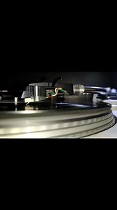 · Grabación de disco Vinilo Lp a Bobina abierta 7" En vano piden ayuda, Canción escrita por Juan A. Jiménez Muñoz artísticamente conocido por Jeros en 1988 del LP Ojos negros. video de de Joaquin Salgado Sanchez | El Jero