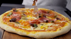 How to Use Outback's Multi-Cooking Surface Pizza Stone