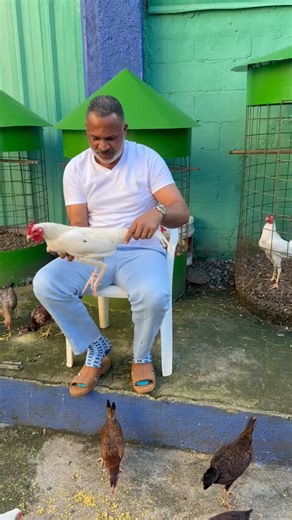 El Maderon on Instagram: "cazadores blanco de la traba el Maderon"