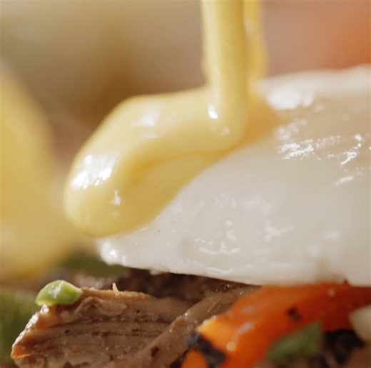 These Spicy Poblano Eggs Benedicts are so spicy you’ll be like, “wow! these Spicy Poblano Eggs Benedicts are spicy!” | IHOP