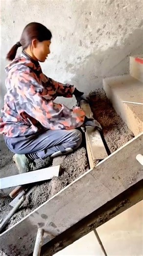 Laying Concrete Blocks Mason Applying Mortar and Setting CMUs