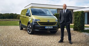2025 Volkswagen Transporter and Caravelle debut – based on Ford Transit; larger; diesel, PHEV and full EV - paultan.org