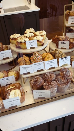 How dreamy is this?!😍 Did you know our pastries alternate each day? Come on in and grab a few, you know you want to🤎 | Zera Artisan Bakery