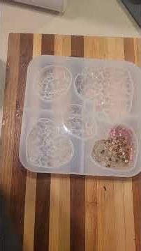 Crystal Resin Pendant Technique