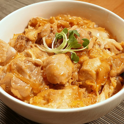 簡単ふわとろ！親子丼 作り方・レシピ | クラシル