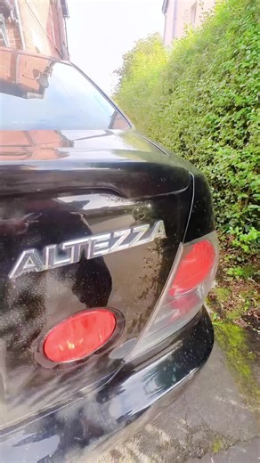 Gave the altezza a quick clean for a little photoshoot! #detailing #altezza #sxe10 #jdm #importcar #toyota #toyotaaltezza #3sge #3sgebeams