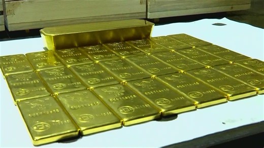 Man accused of gold bar scam that cost victim $1M appears in court