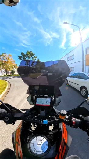 tudo isto porque apenas buzinei e deu erro 🤦#ktm #fail #error #1290