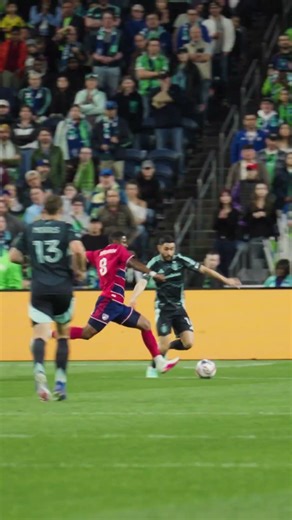 🤯 Andrew Thomas makes insane save! #football #highlights #soccer #shorts #viral #reels #trending
