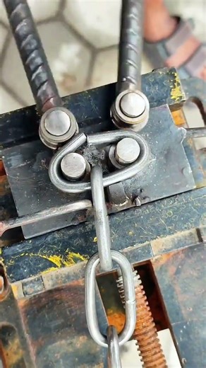 how to bend iron and string chains #shorts