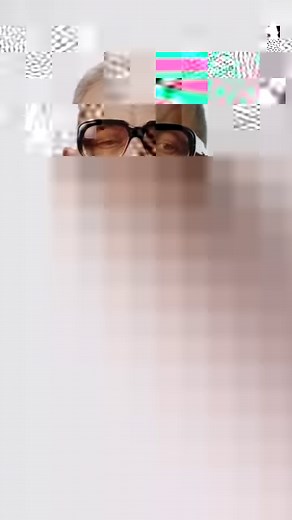 338K views · 12K reactions | Jeff Goldblum reviews my impression pt. 1!! #jeffgoldblum #goldblum #jurassicpark #jurassicworld #impression #voice #daddy #snl #comedy #celebrity | Matt Friend | Facebook